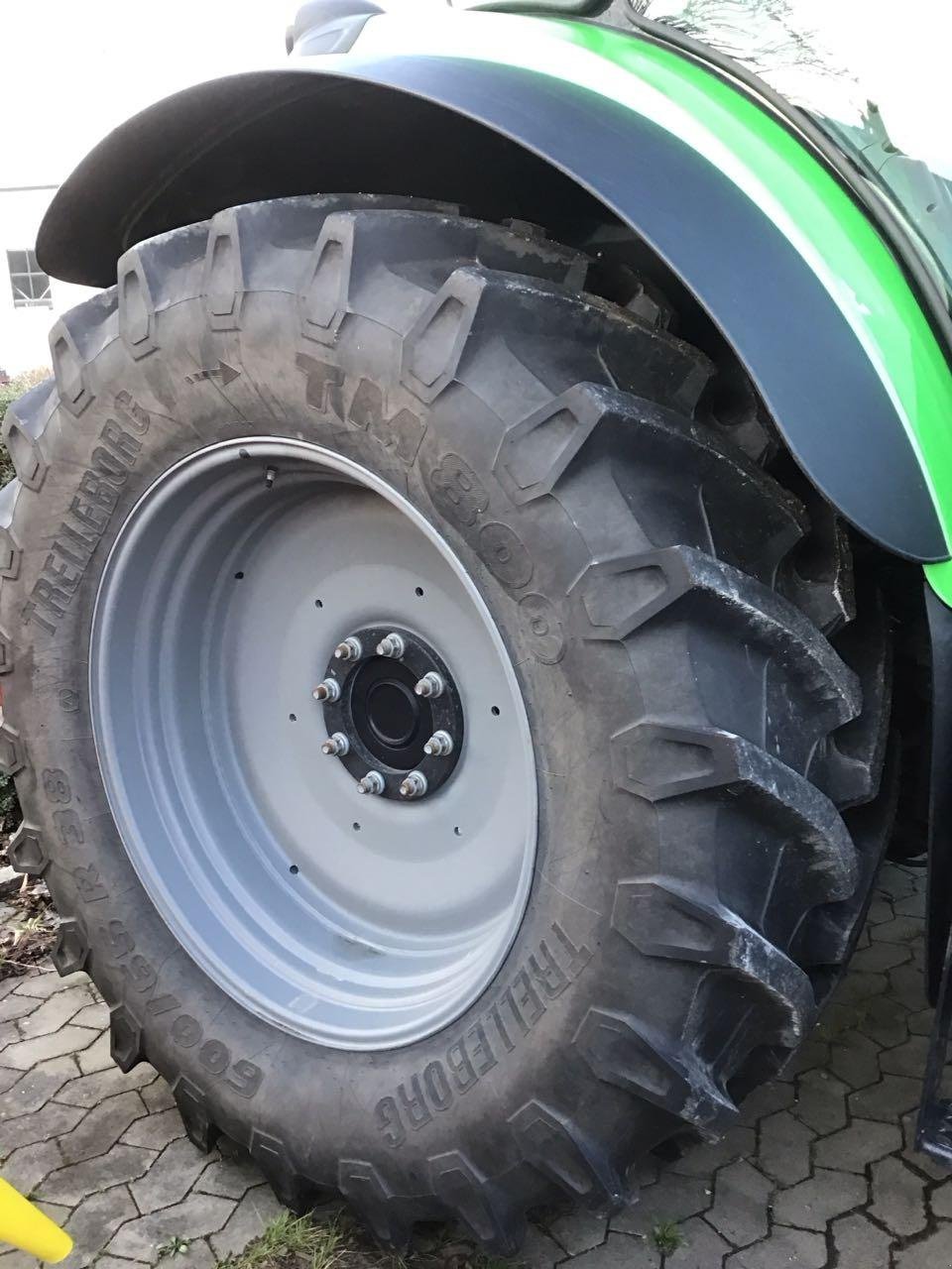 Traktor van het type Deutz-Fahr 6130 TTV, Gebrauchtmaschine in Burgbernheim (Foto 8)