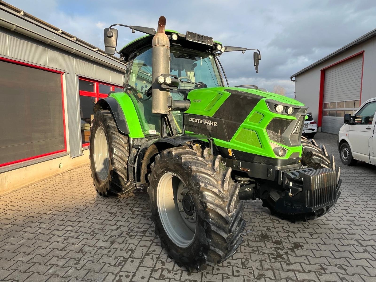 Traktor Türe ait Deutz-Fahr 6130, Gebrauchtmaschine içinde Dannstadt-Schauernheim (resim 1)