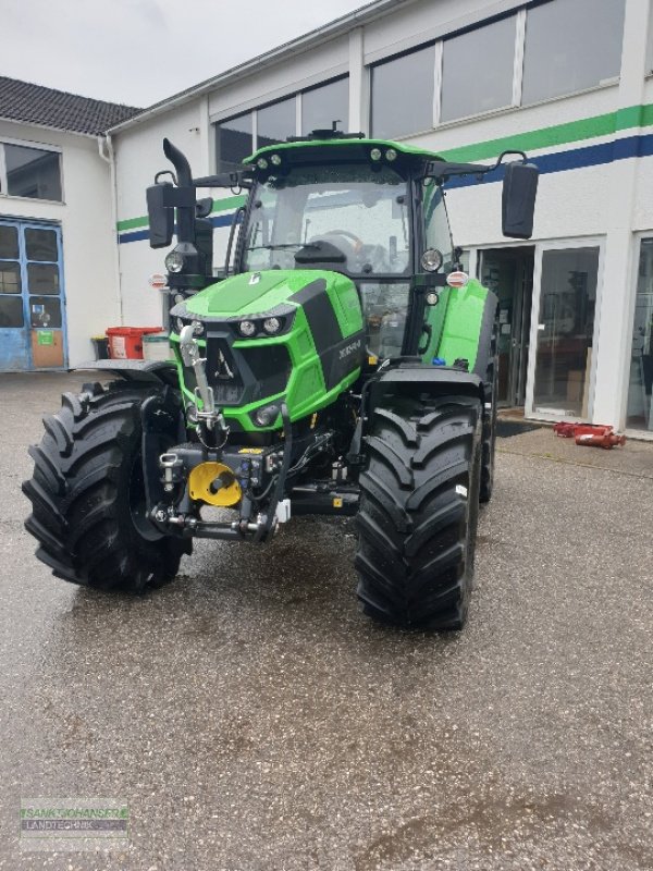 Traktor Türe ait Deutz-Fahr 6130.4 TTV -Aktion Ernteschlussverkauf-, Neumaschine içinde Diessen (resim 5)