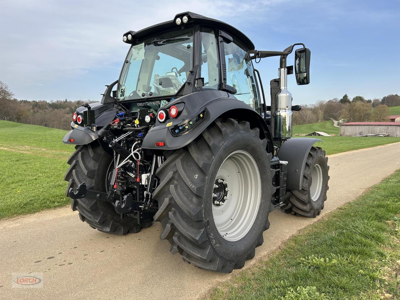 Traktor of the type Deutz-Fahr 6130.4 TTV Warrior, Neumaschine in Trochtelfingen (Picture 5)