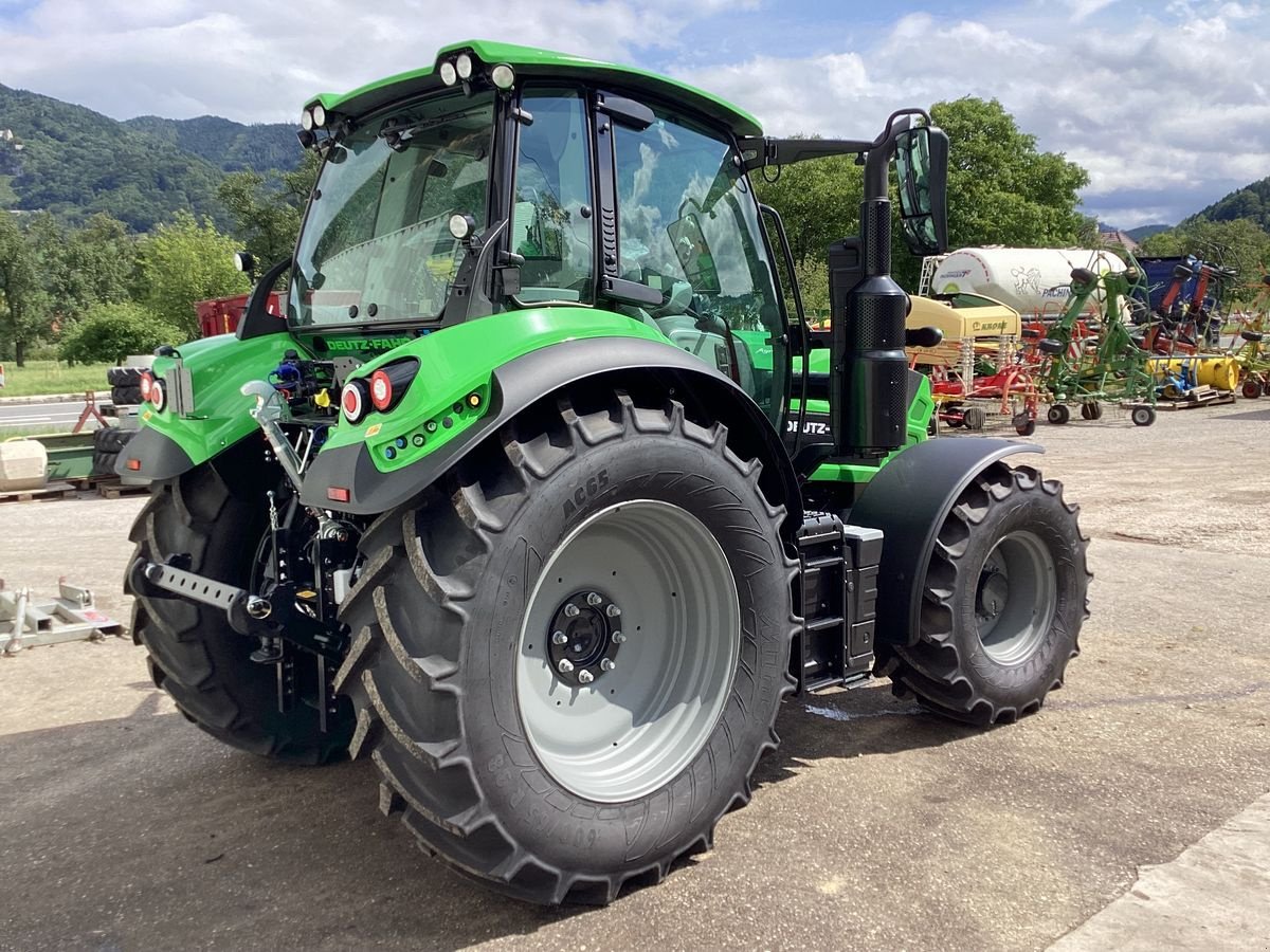 Traktor of the type Deutz-Fahr 6130.4 TTV, Neumaschine in Micheldorf / OÖ (Picture 9)