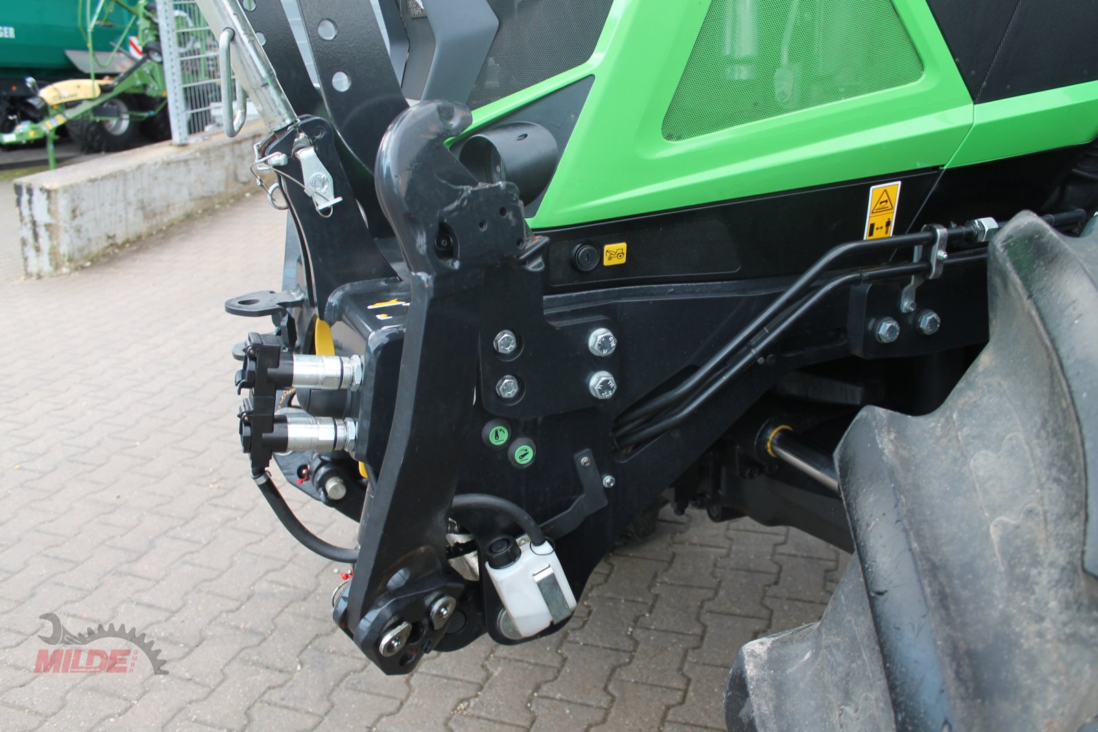 Traktor типа Deutz-Fahr 6130.4 TTV, Gebrauchtmaschine в Gebenbach (Фотография 3)