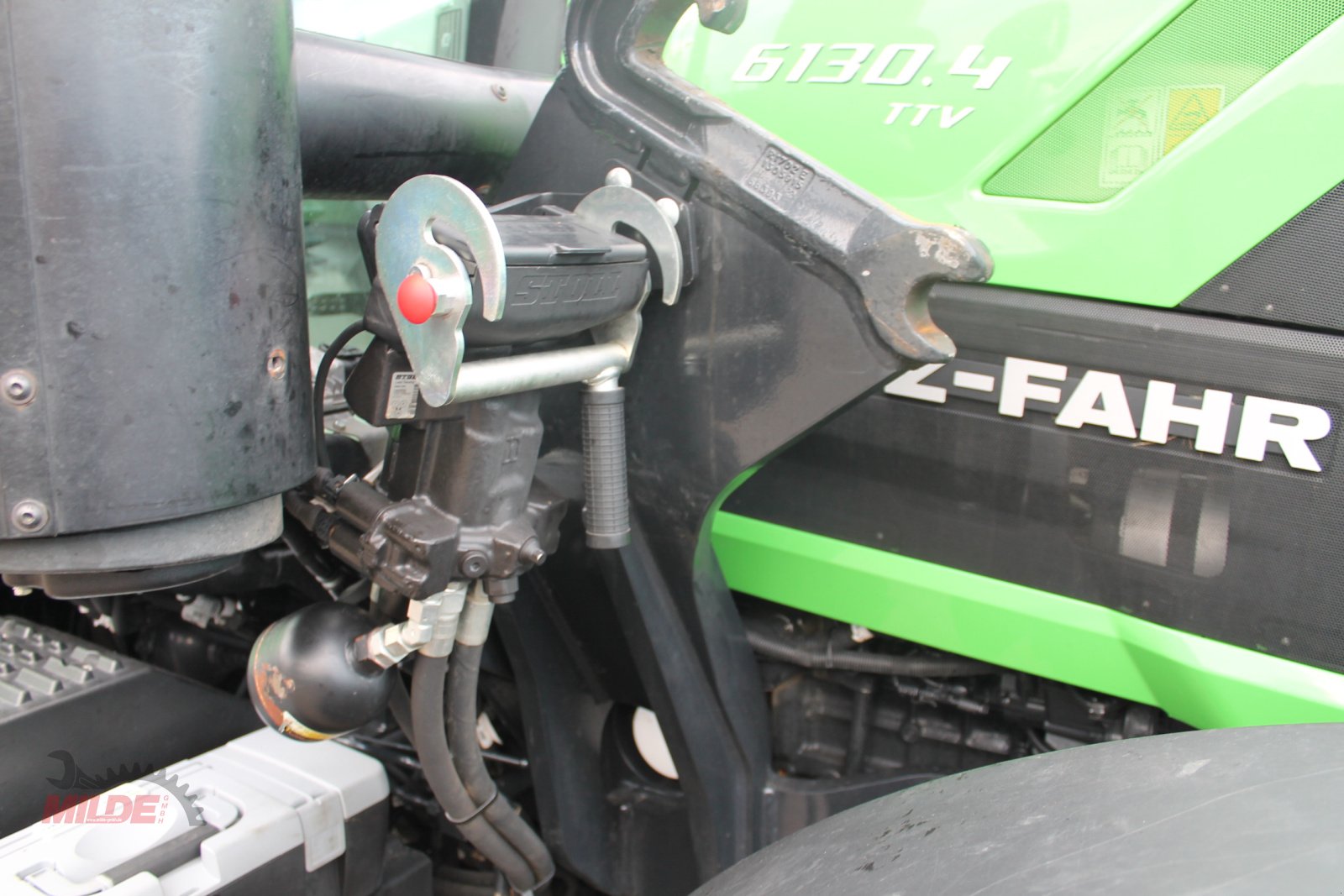 Traktor du type Deutz-Fahr 6130.4 TTV, Gebrauchtmaschine en Gebenbach (Photo 5)