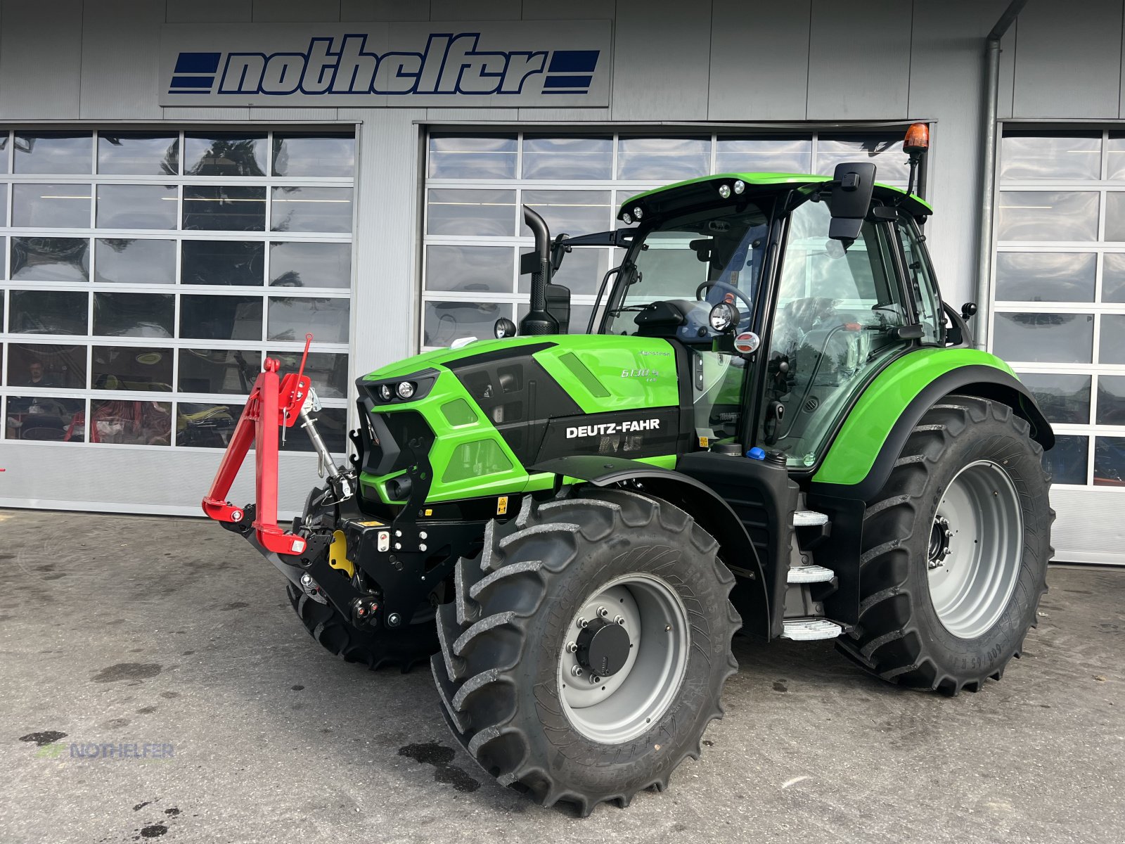 Traktor of the type Deutz-Fahr 6130.4 TTV, Neumaschine in Pforzen (Picture 1)