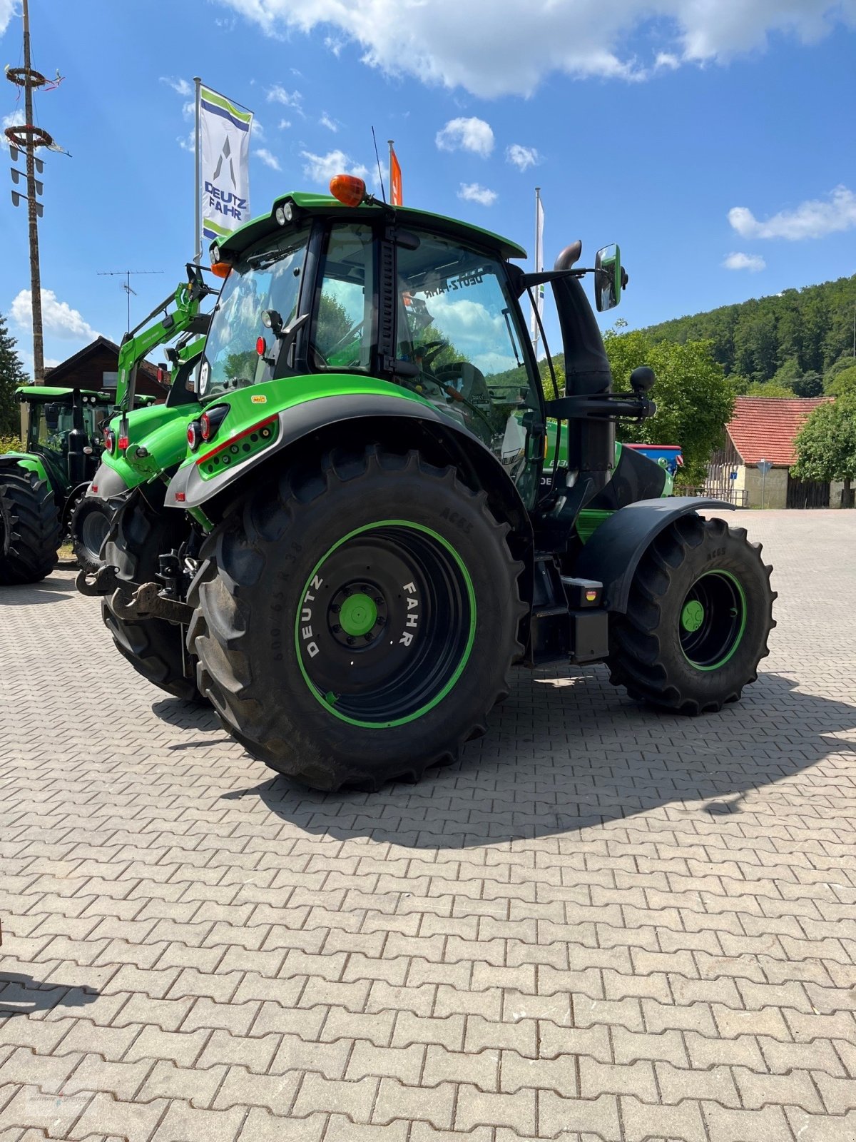 Traktor του τύπου Deutz-Fahr 6130.4, Gebrauchtmaschine σε Treuchtlingen (Φωτογραφία 5)