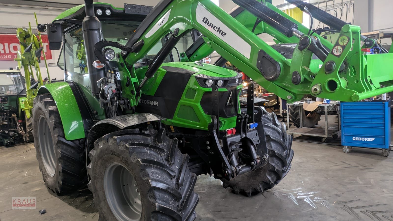 Traktor van het type Deutz-Fahr 6135 C RV Shift, Gebrauchtmaschine in Geiersthal (Foto 1)