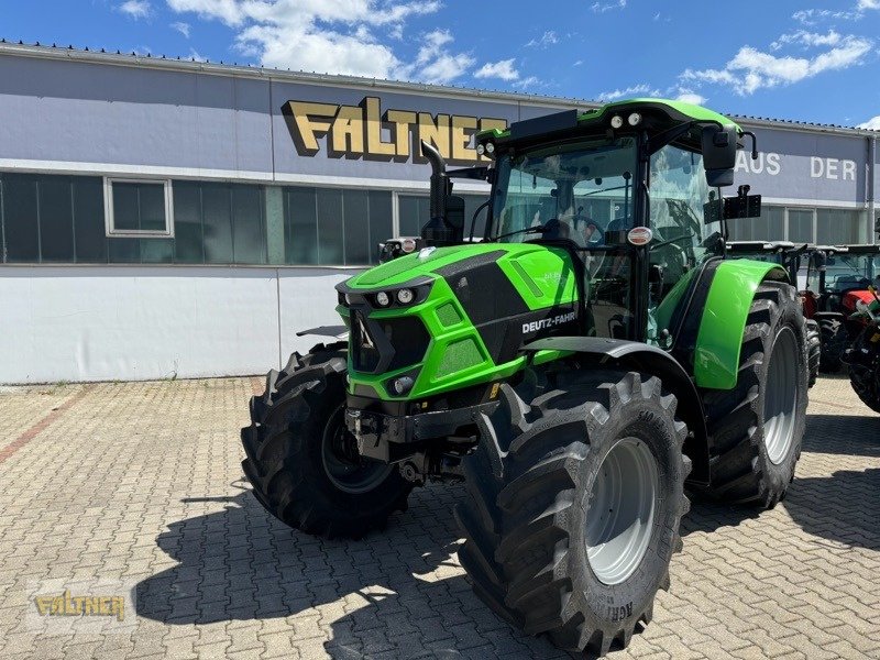 Traktor του τύπου Deutz-Fahr 6135 C RVShift, Neumaschine σε Büchlberg (Φωτογραφία 1)