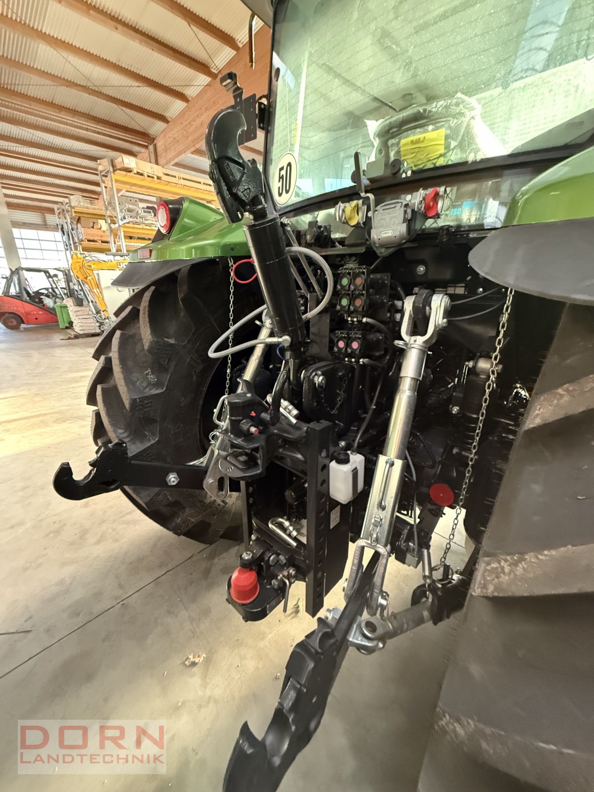 Traktor типа Deutz-Fahr 6135 c TTV Aktion Java Grün, Neumaschine в Bruckberg (Фотография 5)