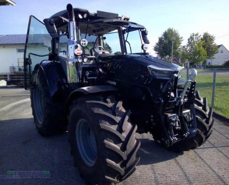 Traktor van het type Deutz-Fahr 6135 C TTV "Warrior" 6% Sondernachlass, "Schnäppchen", Gebrauchtmaschine in Buchdorf (Foto 2)