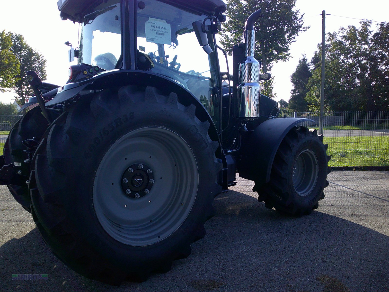 Traktor of the type Deutz-Fahr 6135 C TTV "Warrior", Vorführschlepper mit Vorführnachlass, Neumaschine in Buchdorf (Picture 16)