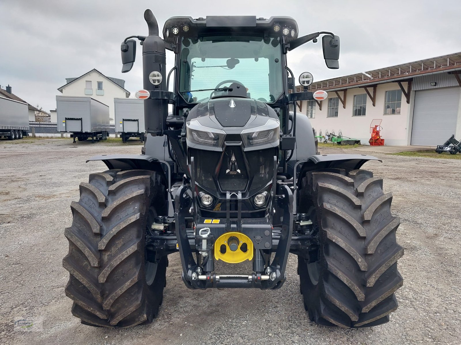 Traktor tip Deutz-Fahr 6135 C, Neumaschine in Frontenhausen (Poză 2)