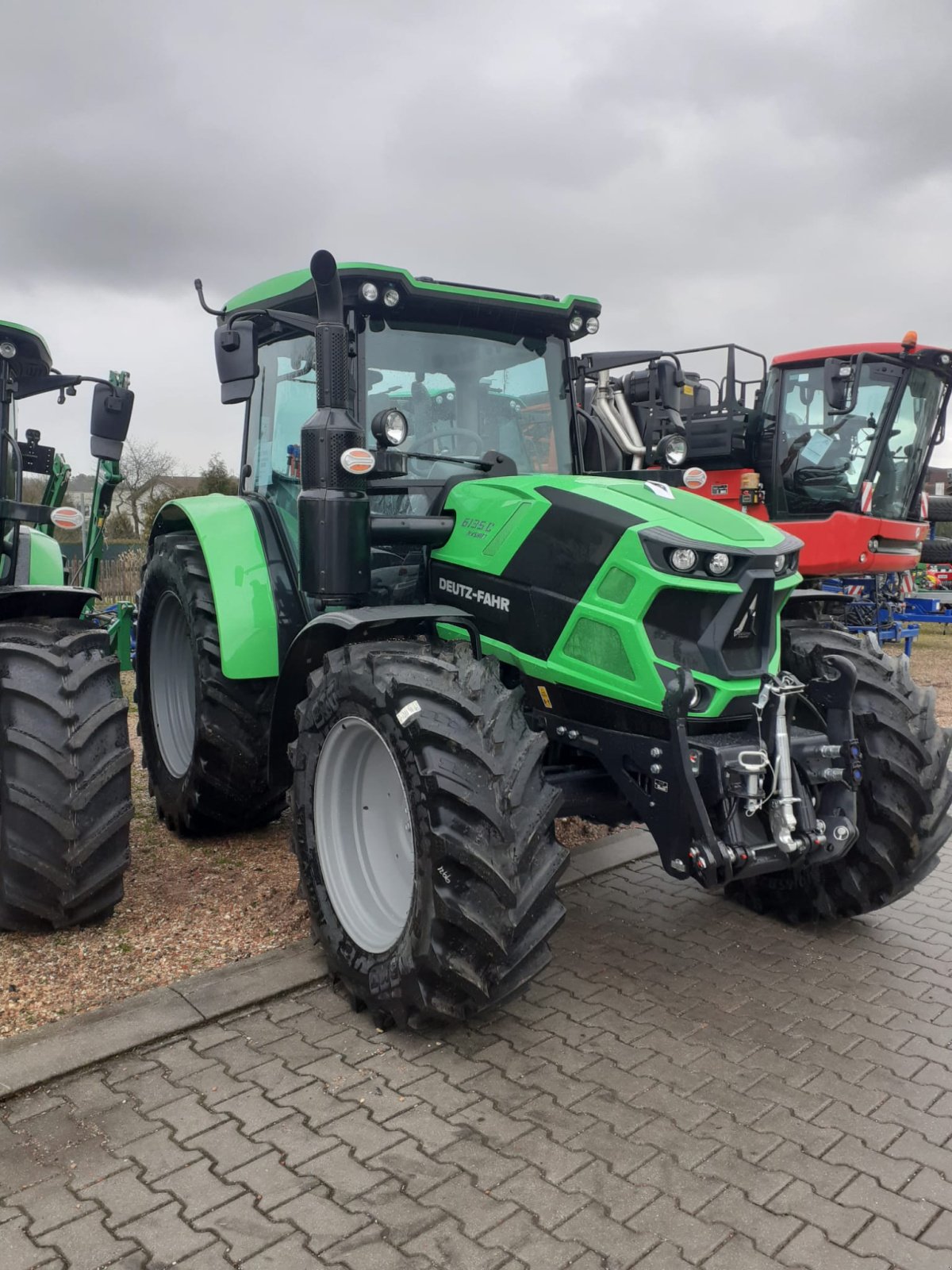 Traktor типа Deutz-Fahr 6135, Gebrauchtmaschine в Stankov (Фотография 1)