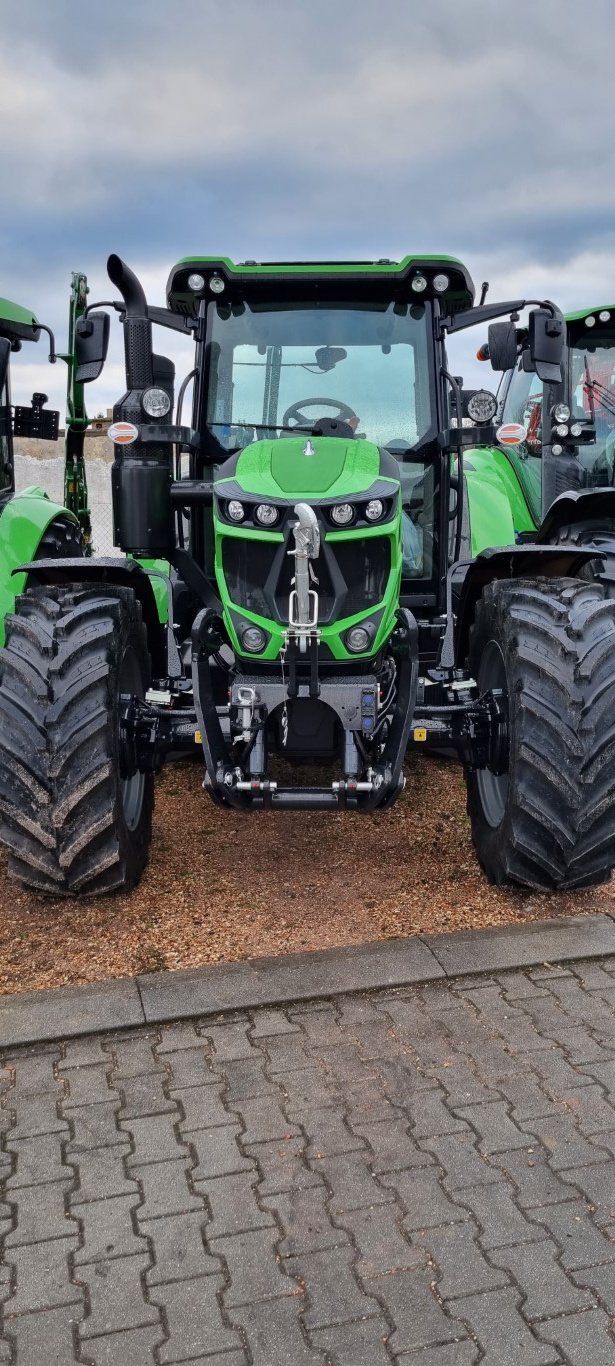 Traktor типа Deutz-Fahr 6135, Gebrauchtmaschine в Stankov (Фотография 2)