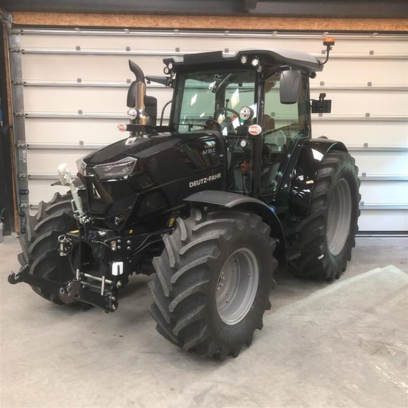 Traktor typu Deutz-Fahr 6135C TTV  Black Warrior, Gebrauchtmaschine w Vejle (Zdjęcie 1)