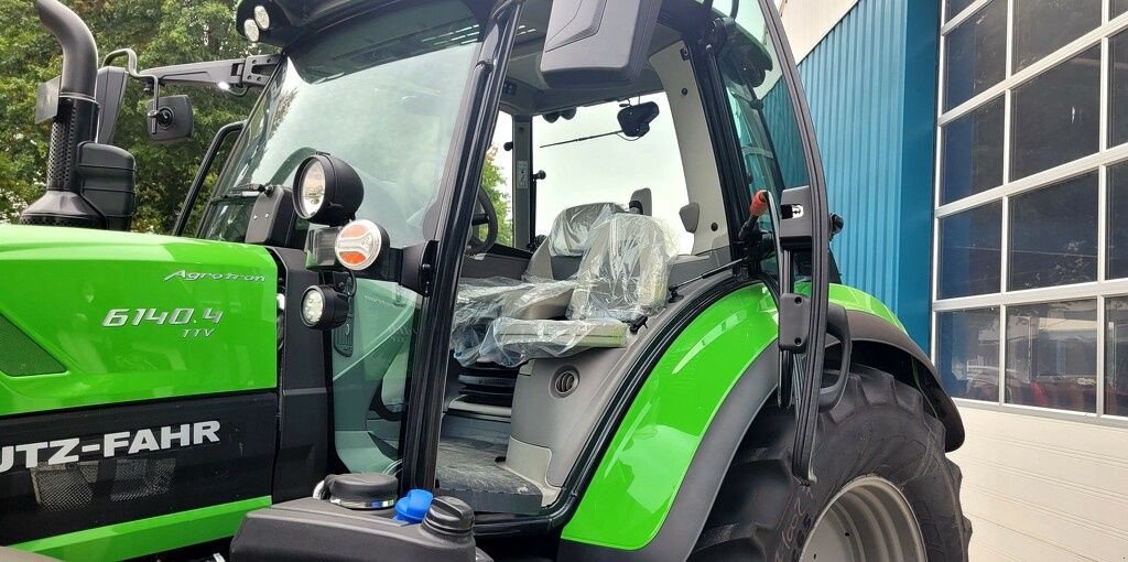 Traktor tipa Deutz-Fahr 6140.4 TTV, Neumaschine u Druten (Slika 3)