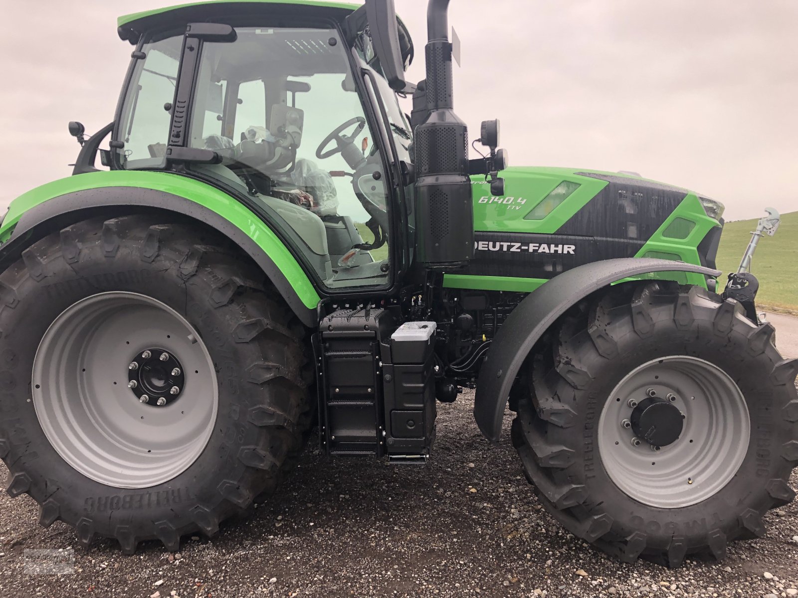 Traktor Türe ait Deutz-Fahr 6140.4 TTV, Neumaschine içinde Altusried-Kimratshofen (resim 2)