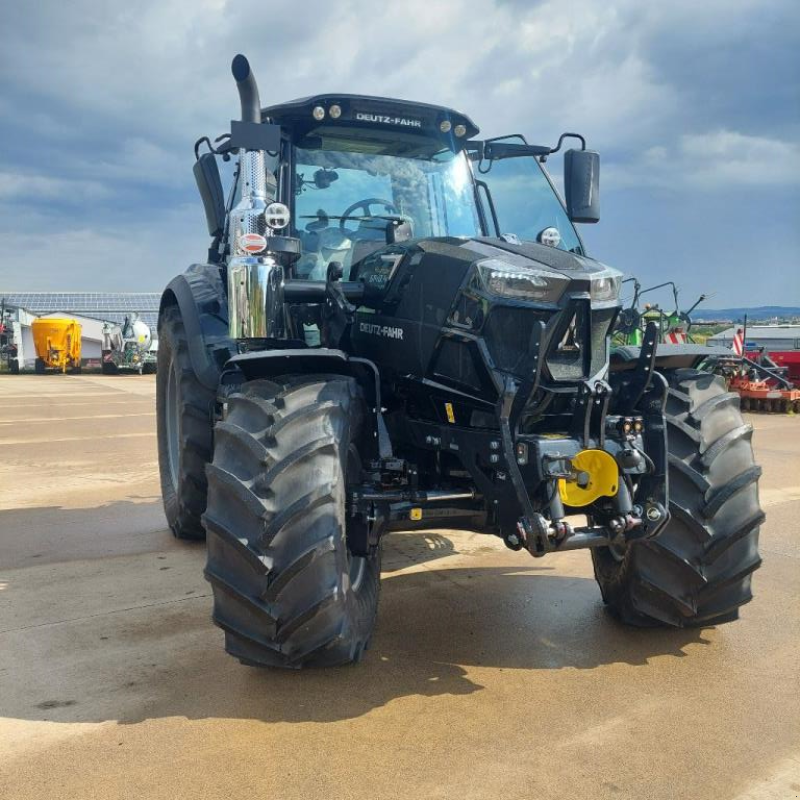 Traktor типа Deutz-Fahr 6140.4 TTV, Gebrauchtmaschine в ST FLOUR (Фотография 2)