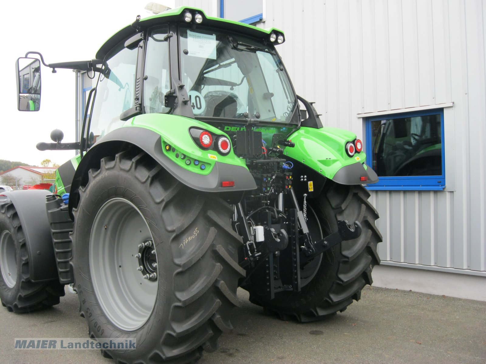 Traktor Türe ait Deutz-Fahr 6140.4 TTV, Neumaschine içinde Dieterskirchen (resim 4)