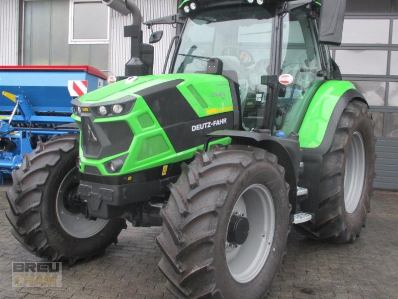 Traktor of the type Deutz-Fahr 6140.4 TTV, Neumaschine in Cham