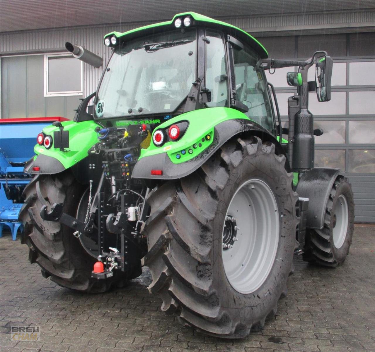 Traktor van het type Deutz-Fahr 6140.4 TTV, Neumaschine in Cham (Foto 3)