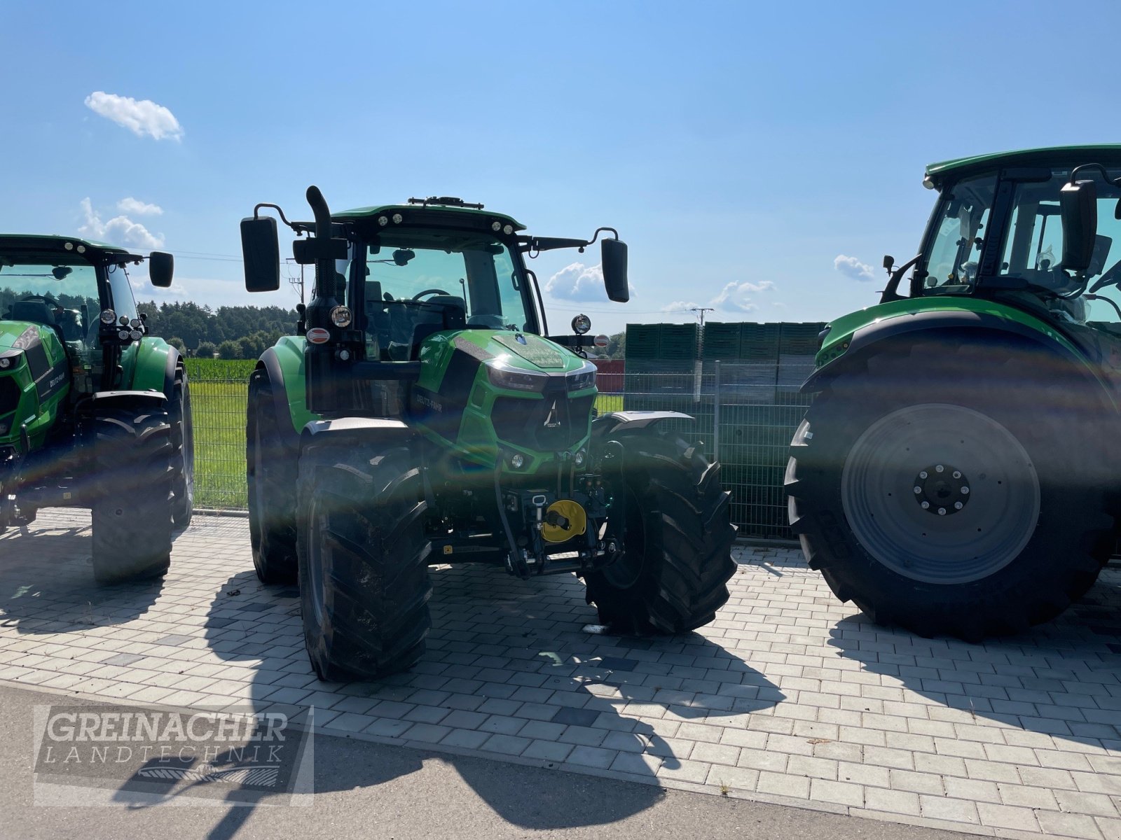 Traktor des Typs Deutz-Fahr 6150.4 TTV, Neumaschine in Pfullendorf (Bild 2)