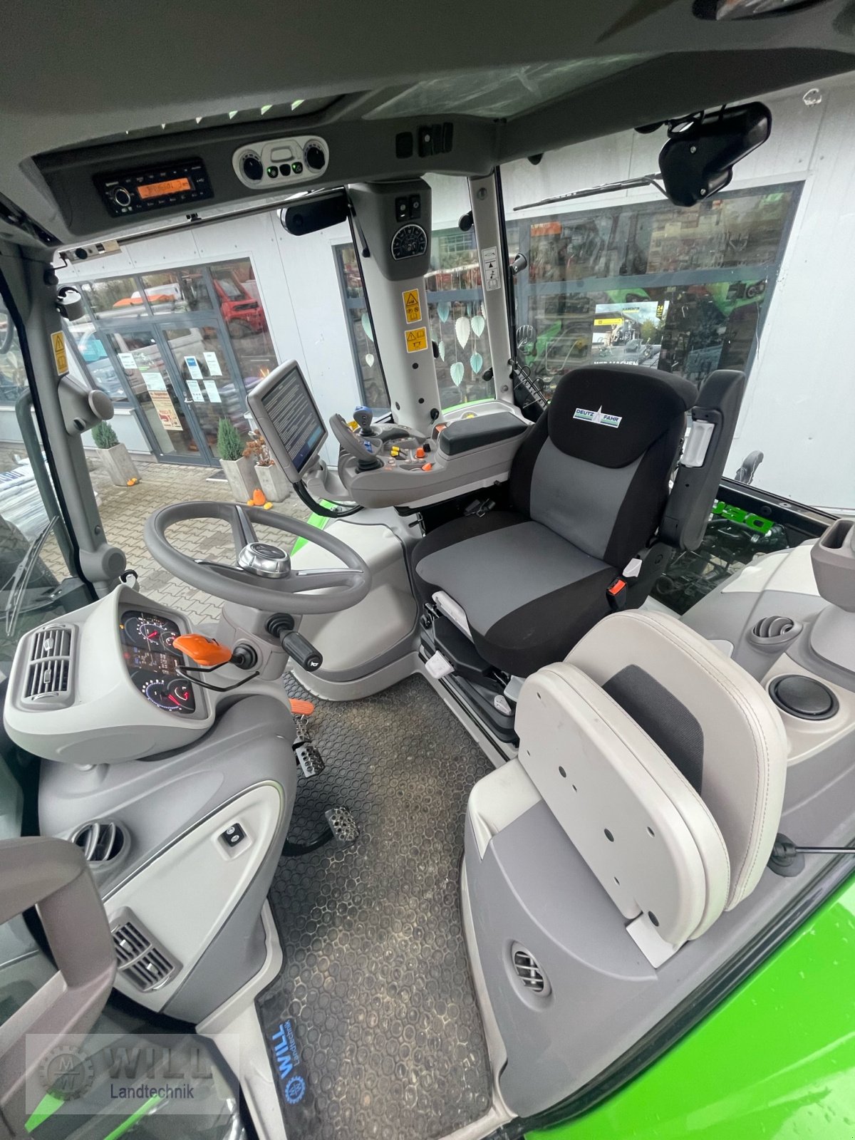 Traktor tipa Deutz-Fahr 6150.4 TTV, Neumaschine u Rudendorf (Slika 6)