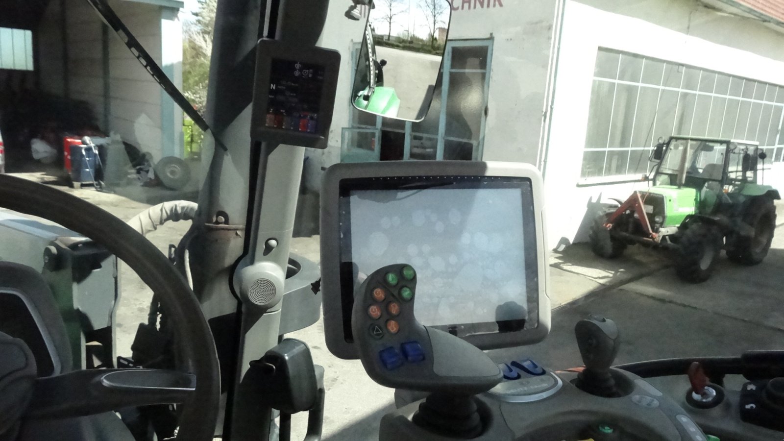 Traktor tipa Deutz-Fahr 6150.4 TTV, Gebrauchtmaschine u Bad Schussenried (Slika 5)