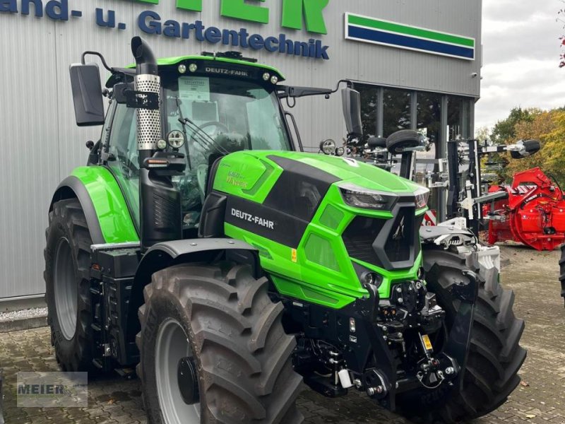 Traktor of the type Deutz-Fahr 6160 Agrotron TTV, Neumaschine in Delbrück