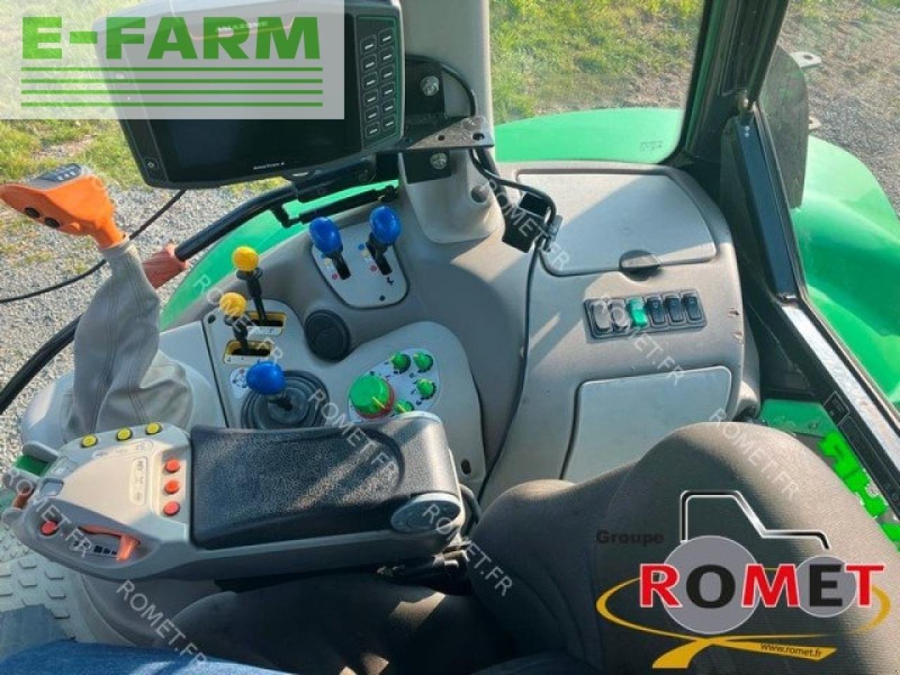 Traktor del tipo Deutz-Fahr 6160 agrotron, Gebrauchtmaschine en GENNES-SUR-GLAIZE (Imagen 6)