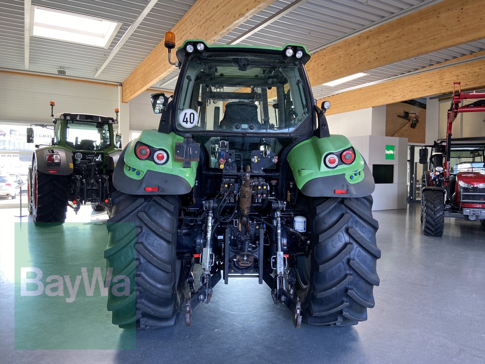 Traktor типа Deutz-Fahr 6160 C-Shift, Gebrauchtmaschine в Bamberg (Фотография 4)