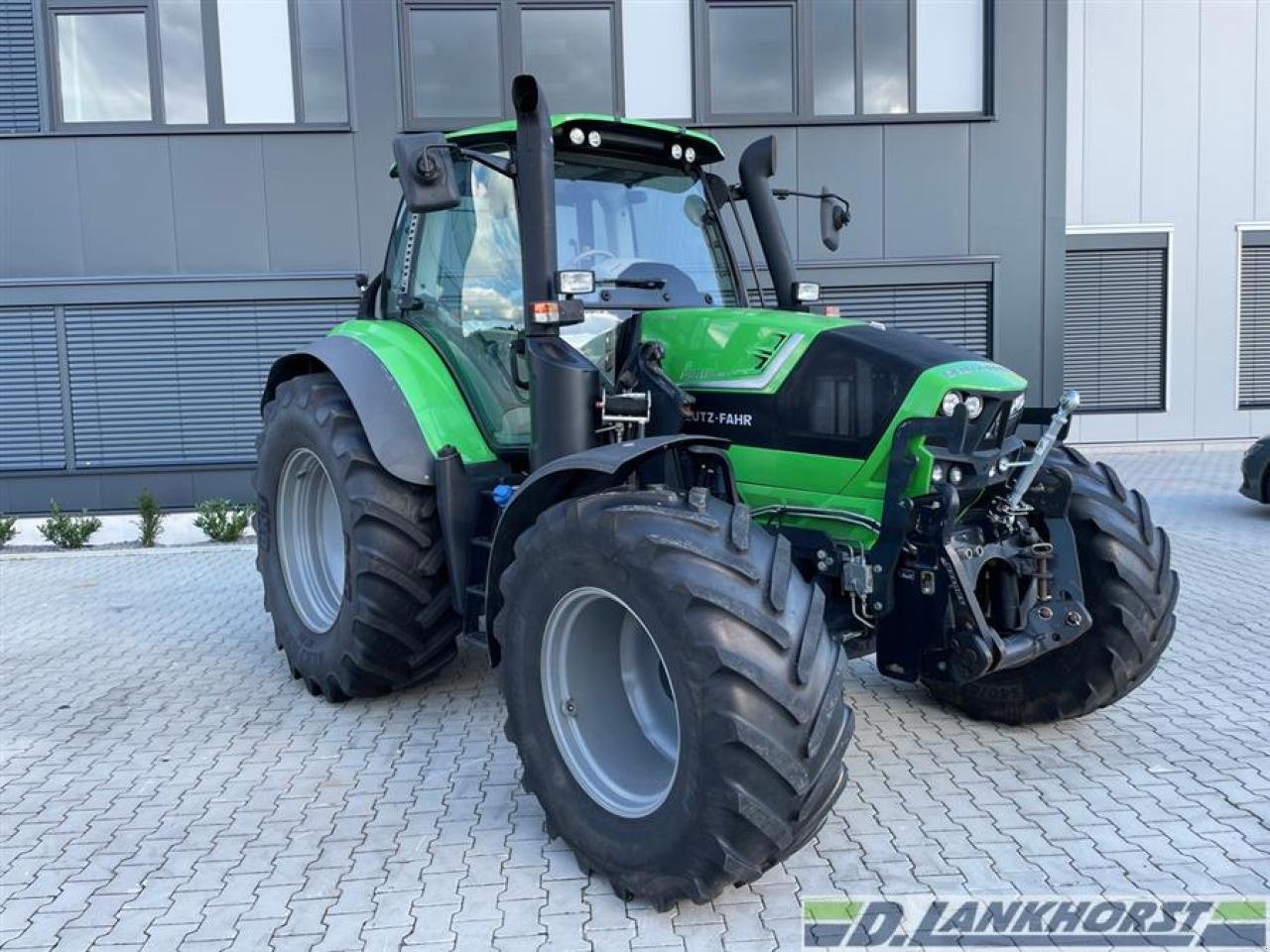 Traktor van het type Deutz-Fahr 6160 CSHIFT, Gebrauchtmaschine in Neuenhaus (Foto 1)