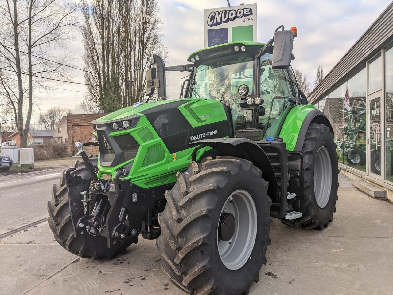 Traktor of the type Deutz-Fahr 6160 PS, Neumaschine in Eksaarde-Lokeren (Picture 5)