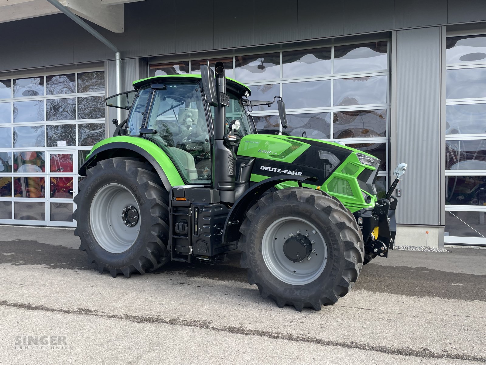 Traktor Türe ait Deutz-Fahr 6160 TTV Agrotron, Neumaschine içinde Ebenhofen (resim 4)