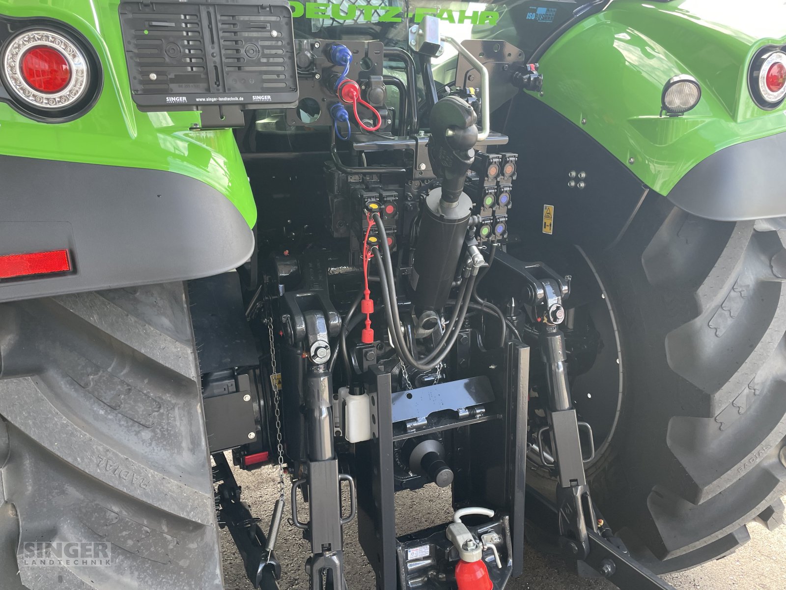 Traktor du type Deutz-Fahr 6160 TTV Agrotron, Neumaschine en Ebenhofen (Photo 8)