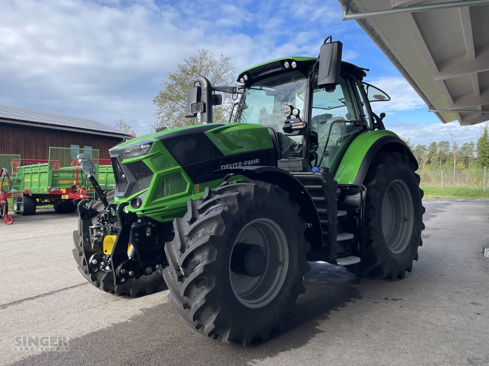 Traktor of the type Deutz-Fahr 6160 TTV Agrotron, Neumaschine in Ebenhofen (Picture 9)