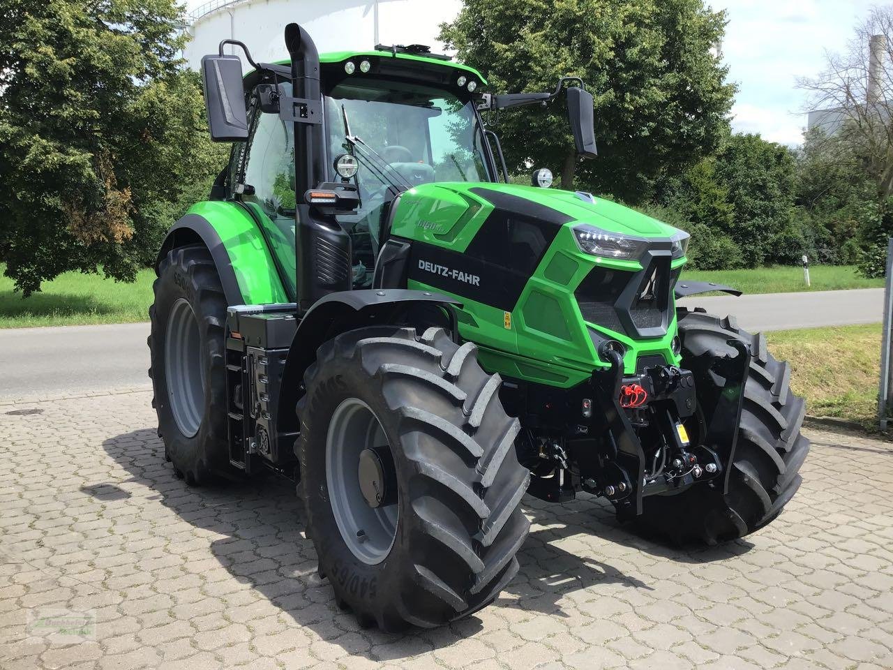 Traktor of the type Deutz-Fahr 6160 TTV RTK, Neumaschine in Nordstemmen (Picture 2)