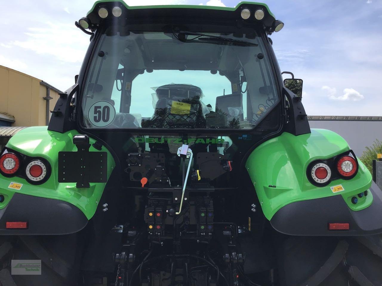 Traktor of the type Deutz-Fahr 6160 TTV RTK, Neumaschine in Nordstemmen (Picture 5)