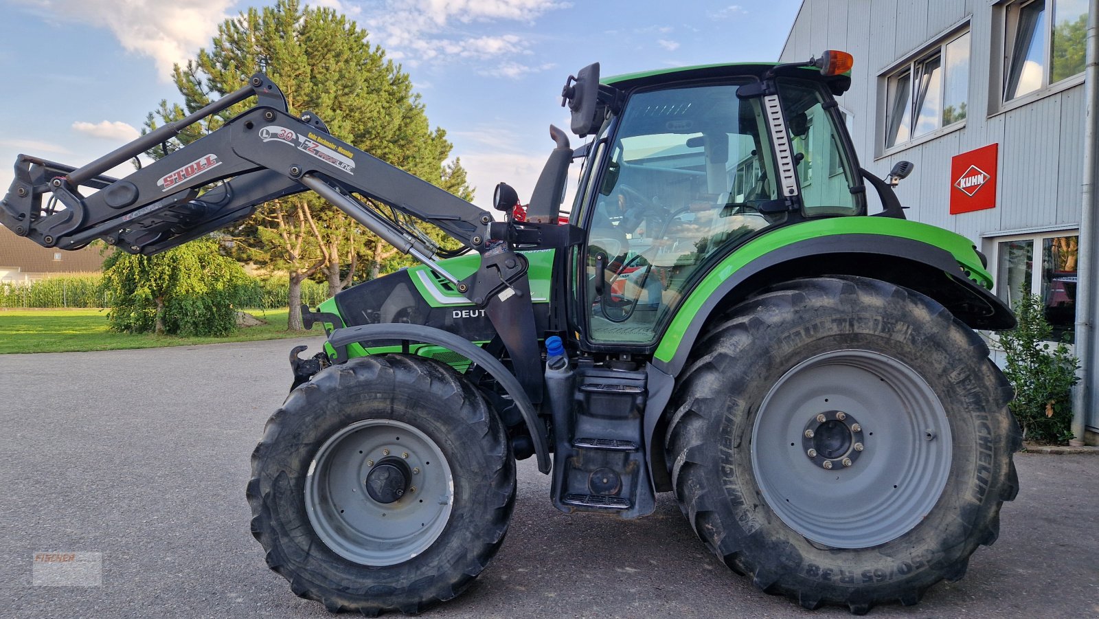 Traktor Türe ait Deutz-Fahr 6160.4 TTV, Gebrauchtmaschine içinde Pfoerring (resim 4)