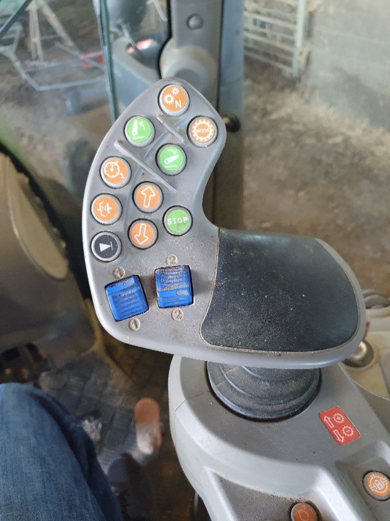 Traktor tip Deutz-Fahr 6165 RCS  (B), Gebrauchtmaschine in CIVENS (Poză 4)