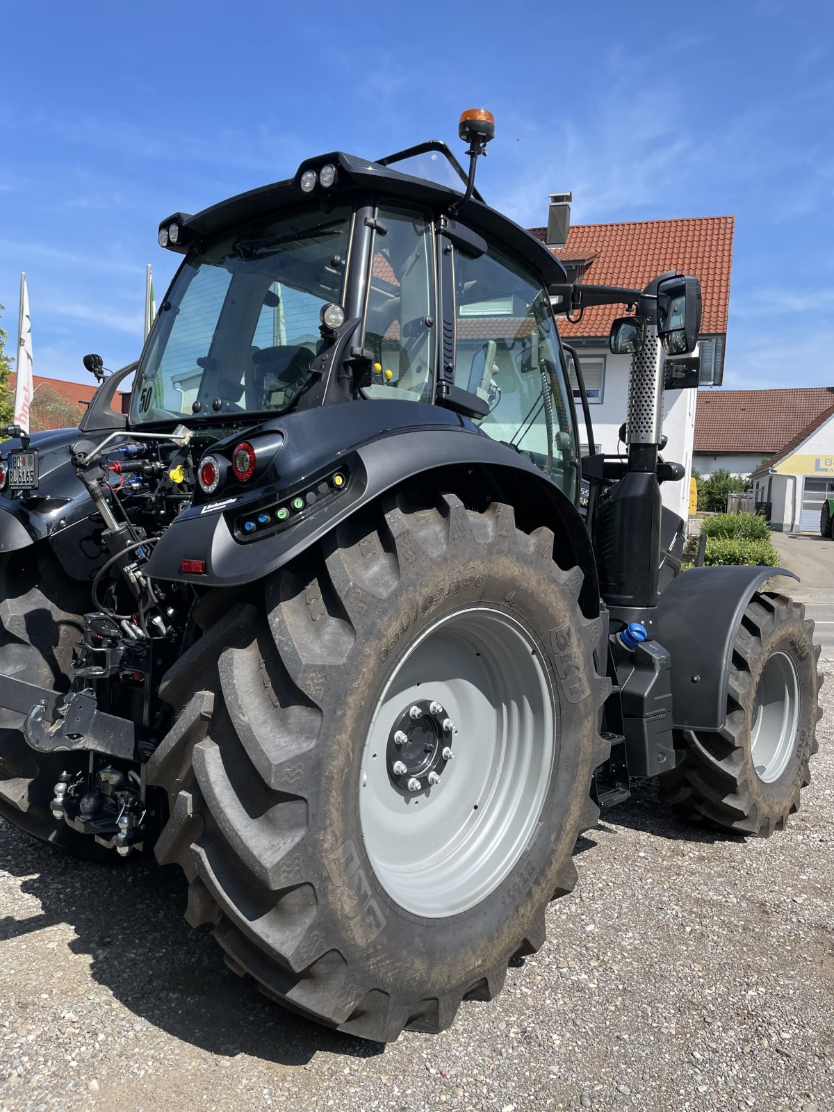 Traktor van het type Deutz-Fahr 6165 TTV Warrior, Gebrauchtmaschine in Ochsenhausen (Foto 8)