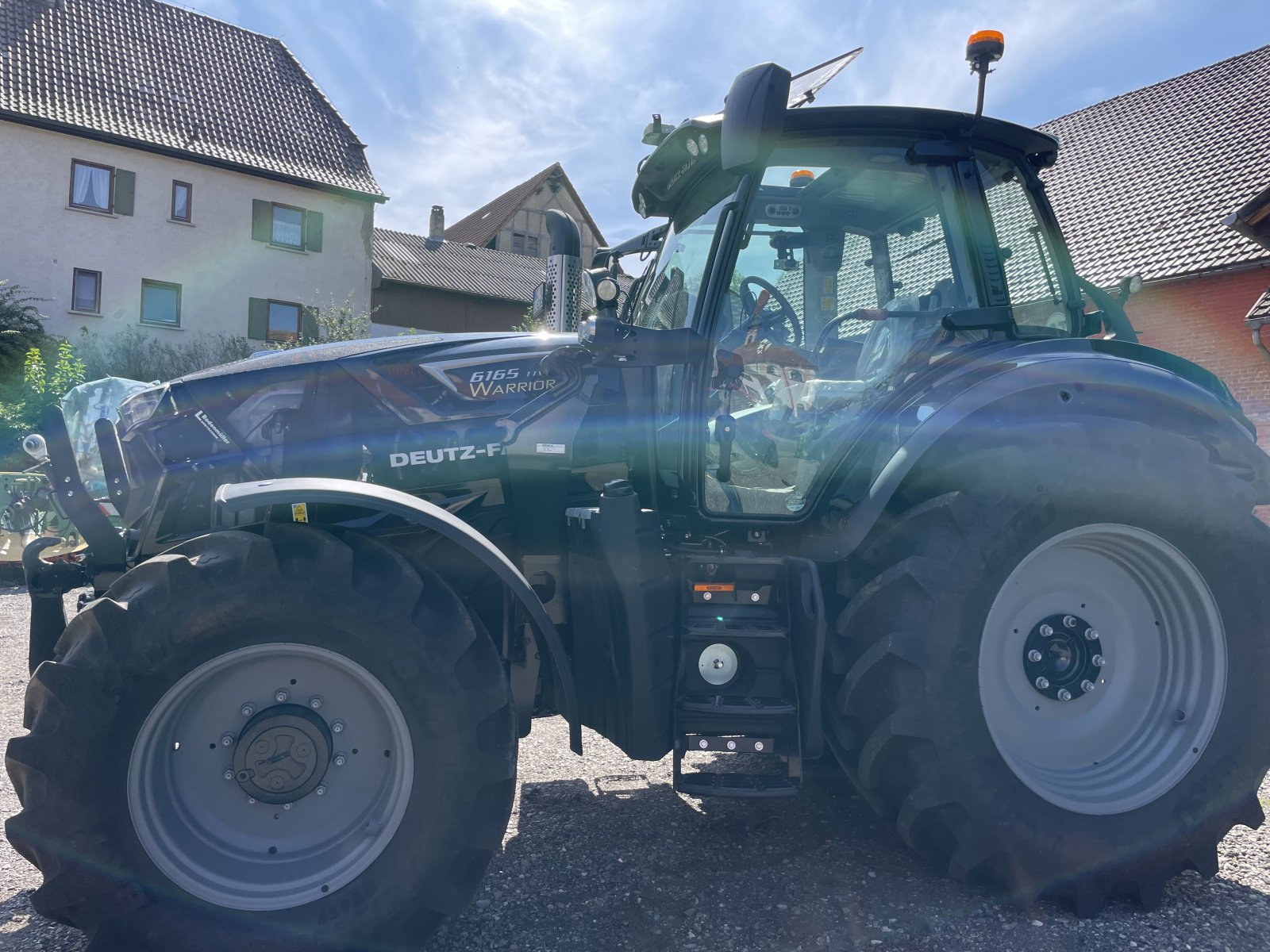 Traktor typu Deutz-Fahr 6165 TTV Warrior, Gebrauchtmaschine w Ochsenhausen (Zdjęcie 10)