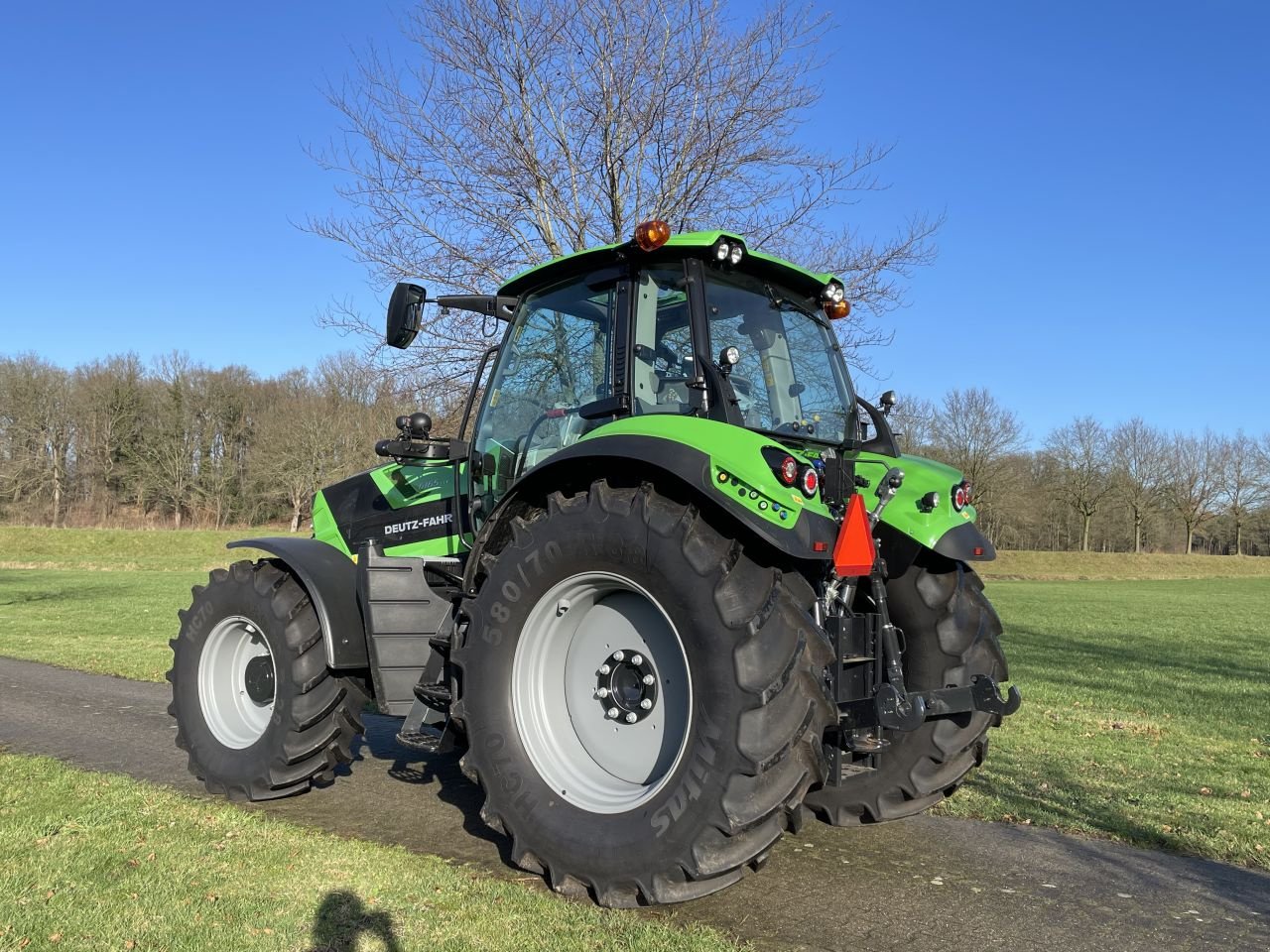 Traktor tipa Deutz-Fahr 6165, Neumaschine u Almen (Slika 7)