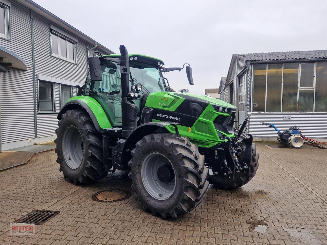 Traktor des Typs Deutz-Fahr 6170 Power Shift, Neumaschine in Zell a. H. (Bild 4)