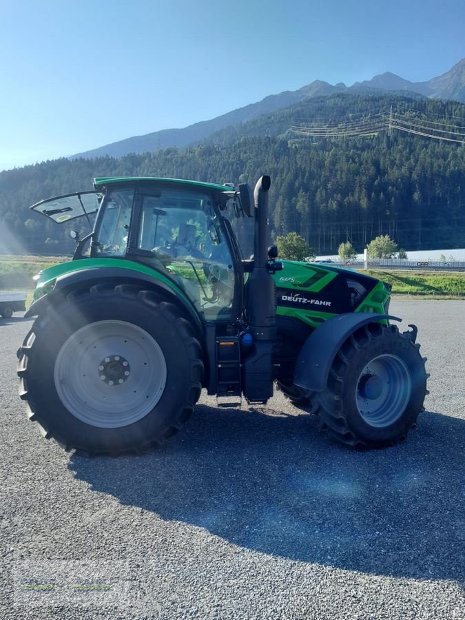 Traktor des Typs Deutz-Fahr 6175 Agrotron, Vorführmaschine in Wien (Bild 2)