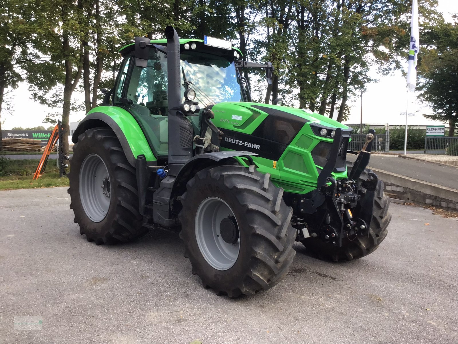 Traktor типа Deutz-Fahr 6175 RC-Shift, Gebrauchtmaschine в Marsberg (Фотография 2)