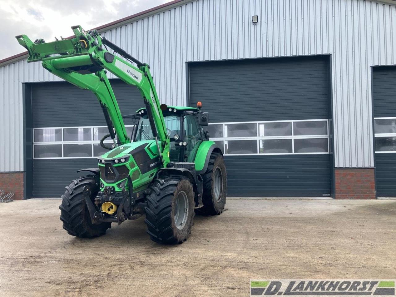 Traktor typu Deutz-Fahr 6175 RCshift, Gebrauchtmaschine v Friesoythe / Thüle (Obrázok 3)