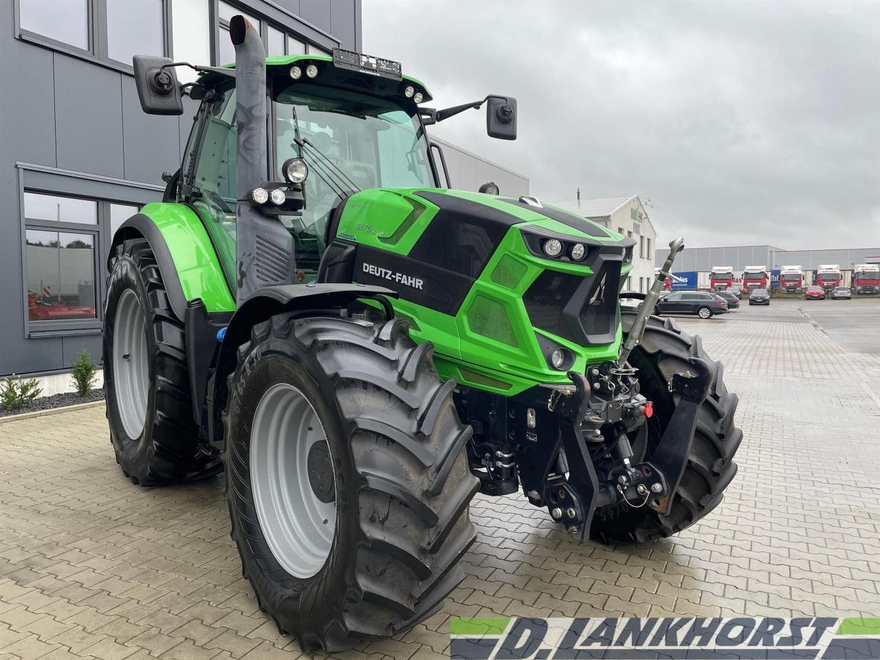 Traktor van het type Deutz-Fahr 6175 RCShift, Gebrauchtmaschine in Neuenhaus (Foto 3)