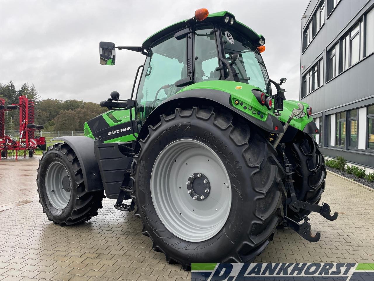 Traktor van het type Deutz-Fahr 6175 RCShift, Gebrauchtmaschine in Neuenhaus (Foto 8)