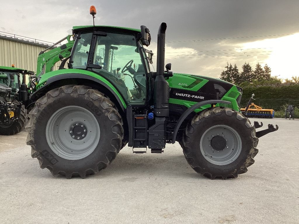 Traktor del tipo Deutz-Fahr 6175, Gebrauchtmaschine In ST FLOUR (Immagine 4)