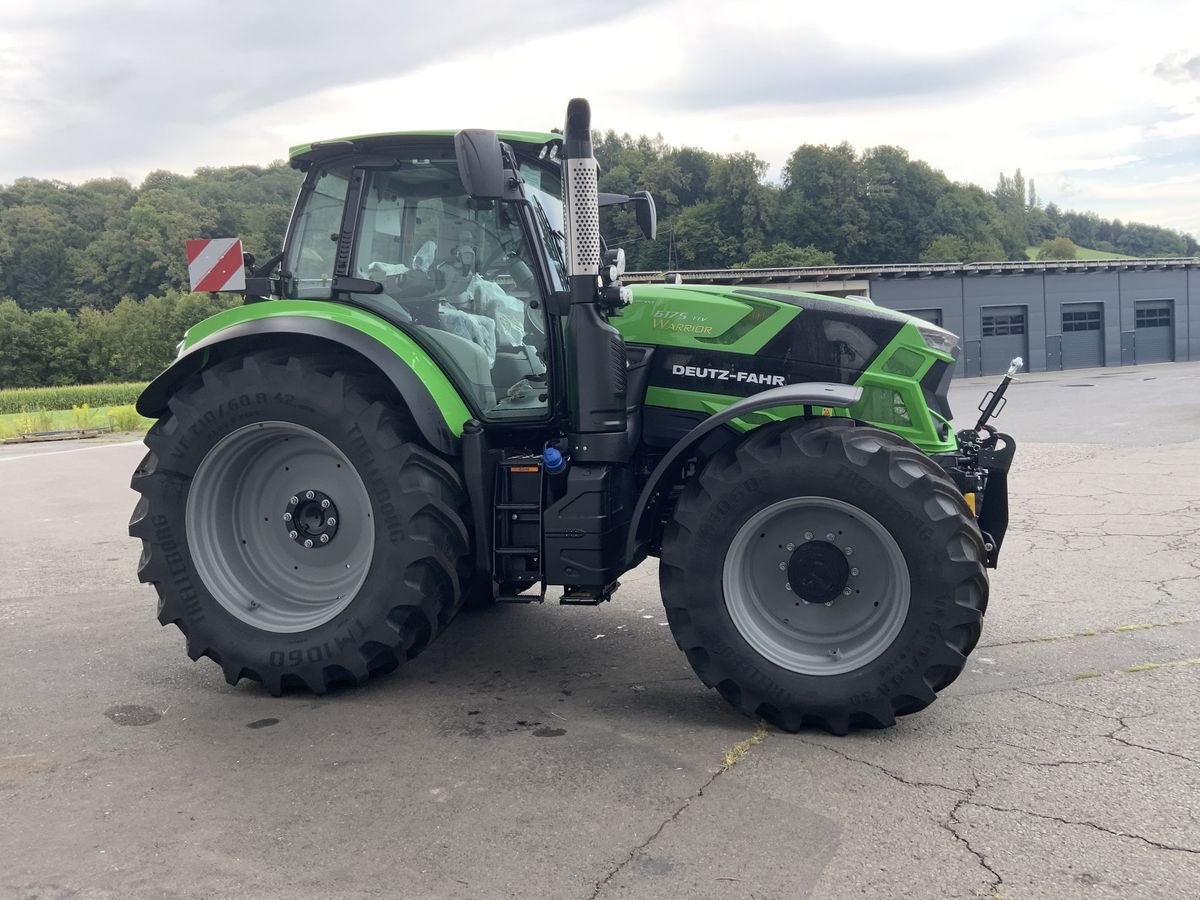 Traktor des Typs Deutz-Fahr 6175TTV WARRIOR, Neumaschine in Bad Gleichenberg (Bild 14)